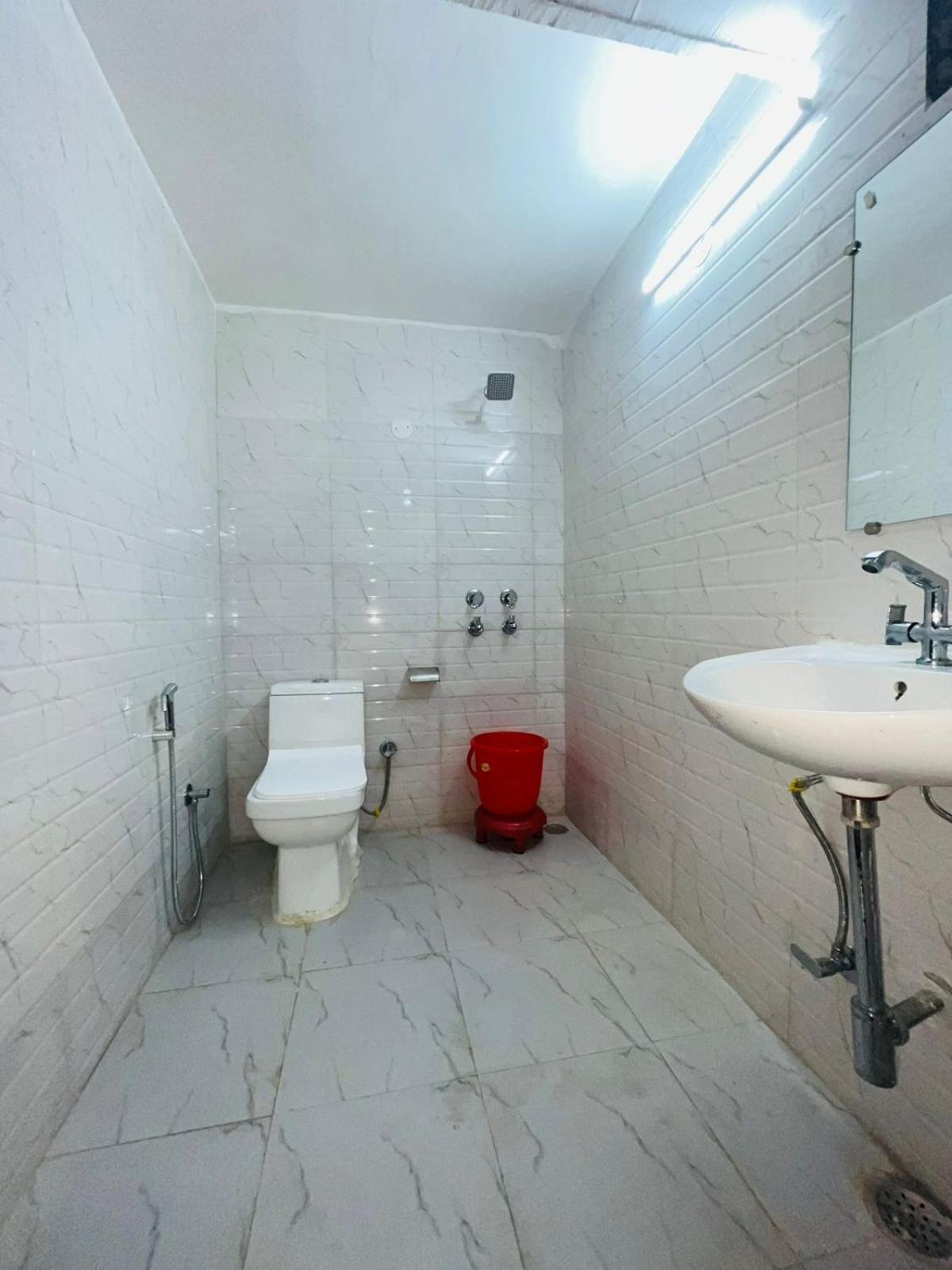 Apartment Shiv - Aiims *